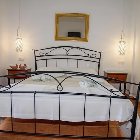 Apartment Didymes Studios Kionia