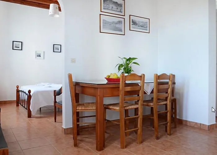 Didymes Studios Apartment *